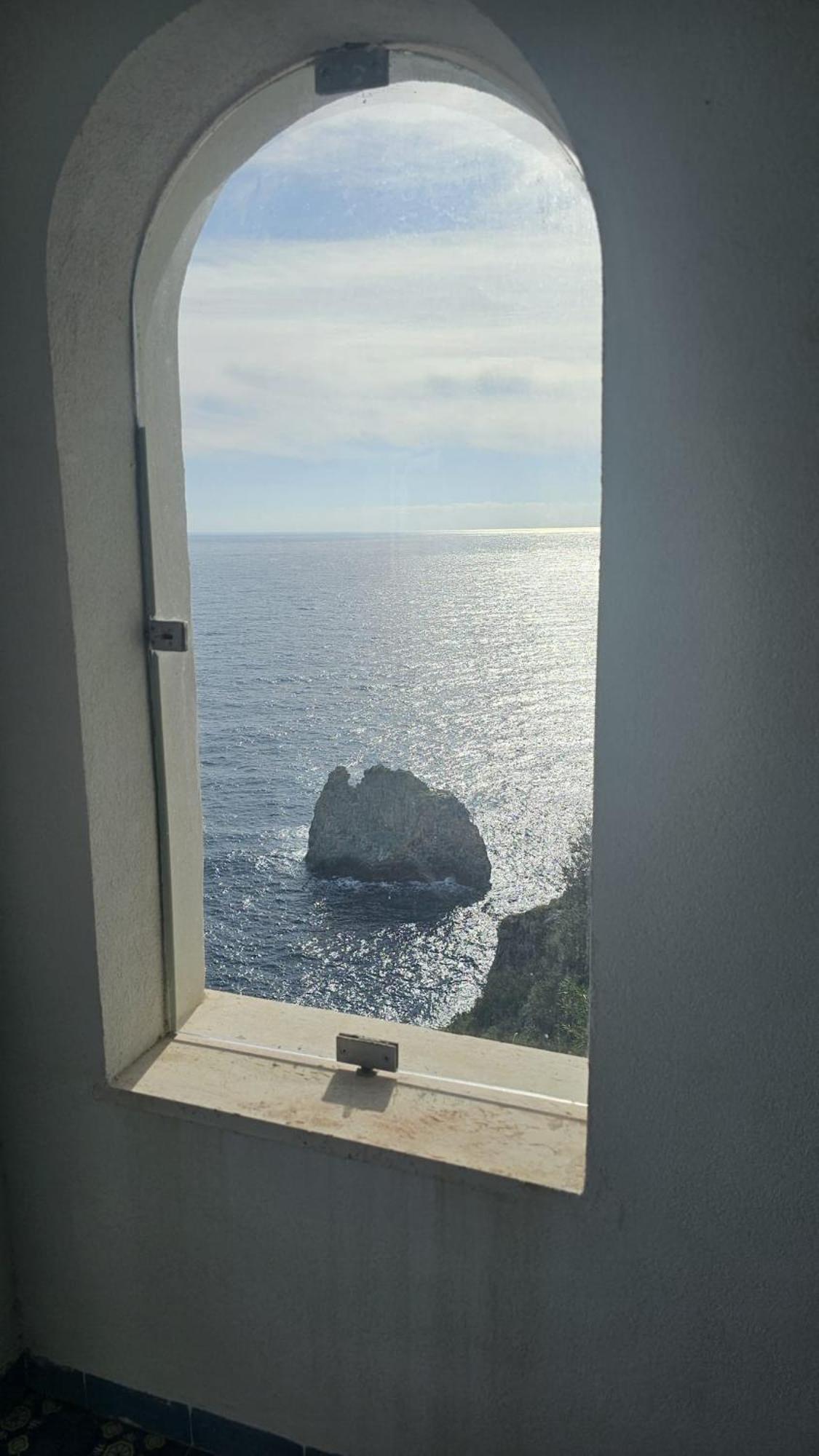 Casa La Scogliera Apartment ปรายาโน ภายนอก รูปภาพ